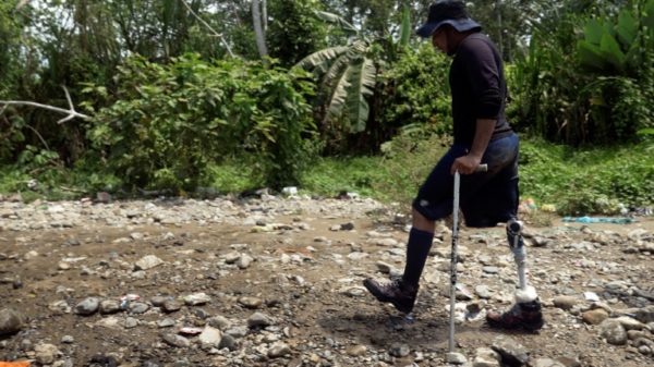Venezuelan migrant Marcel Maldonado in Panama after walking through the jungle from Colombia